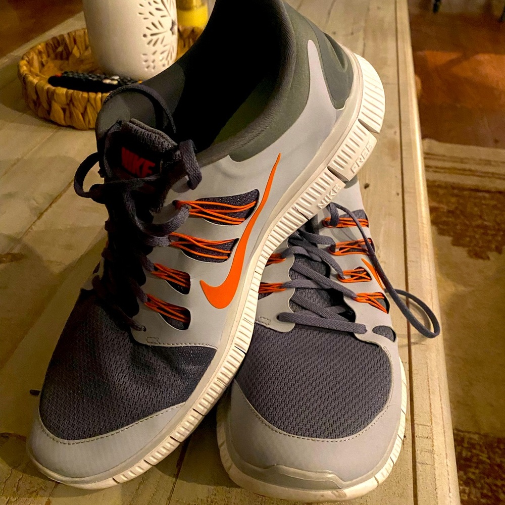 Nike shoes. Men’s 13